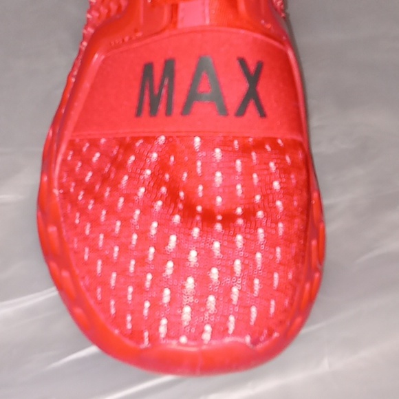 Nike Air Max Men's Shoes Size 9.  Red - Picture 7 of 9